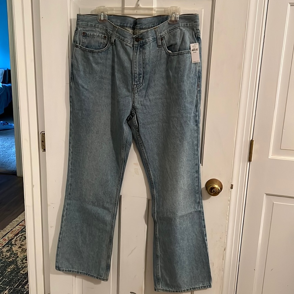 NWT Old Navy Boot Cut Jeans Light Wash 38x30
